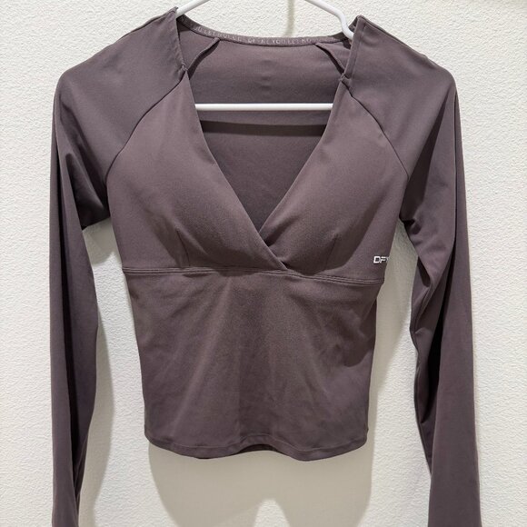 Dfyne Origin Long Sleeve V-Neck Top 'Mauve' - Picture 1 of 4